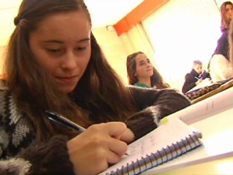 Los alumnos españoles de 15 años por debajo de la OCDE en matemáticas según PISA