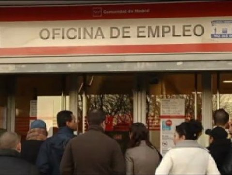 El paro baja en 16620 personas en el mes de marzo