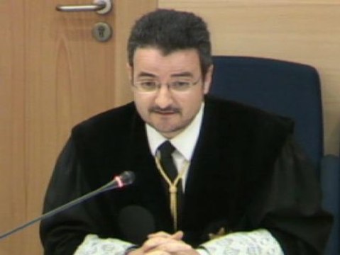 El Fiscal Bautista cargaba contra sus compañeros desde una cuenta anónima de Twitter