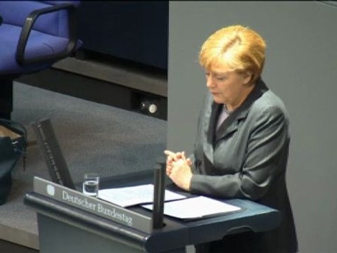 Merkel sube el tono por el referéndum en Crimea y amenaza a Moscú con sanciones económicas y políticas