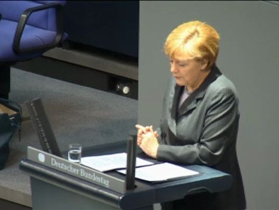 Merkel sube el tono por el referéndum en Crimea y amenaza a Moscú con sanciones económicas y políticas