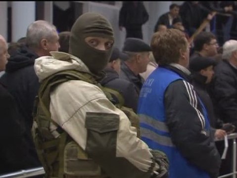 Llegan a Crimea los observadores internacionales invitados por Rusia