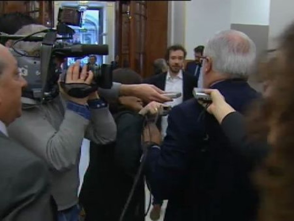 Cañete sigue sin despejar dudas sobre su futuro