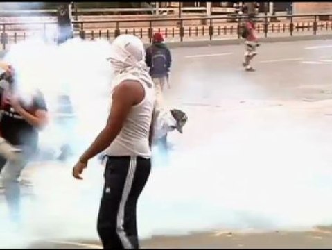 Al menos 21 muertos en Venezuela desde el estallido de las protestas
