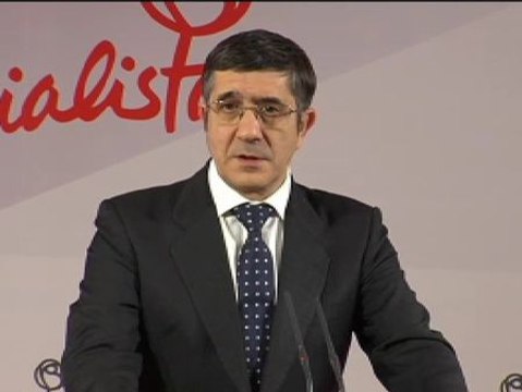 Patxi López valora el gesto de ETA aunque lo considera pequeño e insuficiente