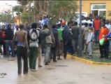 Llegan a Melilla un centenar de inmigrantes tras un nuevo asalto a la valla