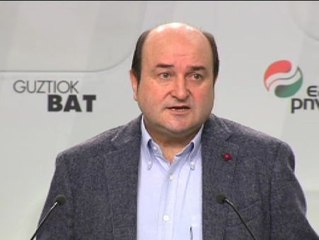 El PNV pide a ETA que "no juegue con los tiempos ni con las escenificaciones"