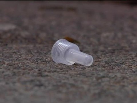 Muere un hombre de 32 años intoxicado tras beber de una botella que encontró en la calle