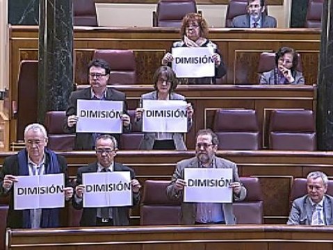 Izquierda Plural pide la dimisión de Fernández Díaz