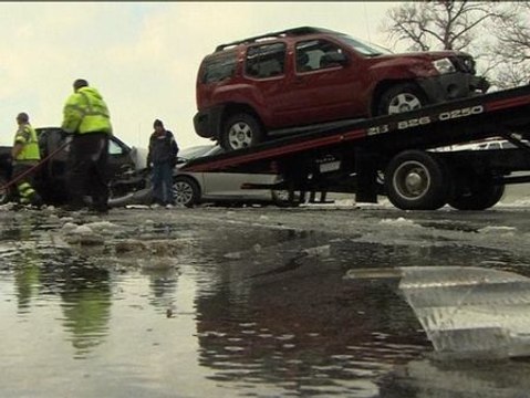 El temporal causa un multitudinario choque en cadena en una carretera de Pensilvania