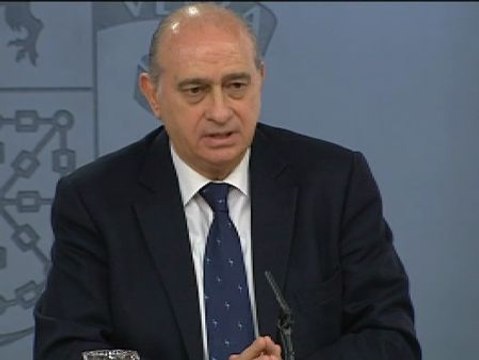 Fernández Díaz cree que no hacen falta verificadores para demostrar la entrega de armas por parte de ETA