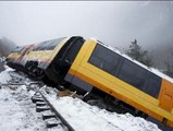 Dos muertos al descarrilar un tren en los Alpes franceses