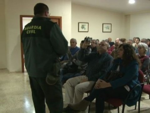 Bronca en Sellent (Valencia) porque dos vecinos se empeñaban en grabar en vídeo durante un pleno municipal