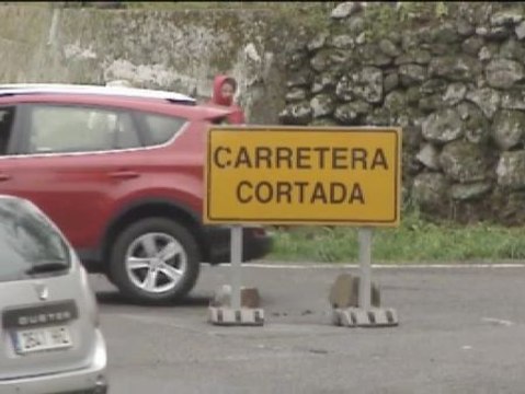 La nieve y el viento, protagonistas en Canarias por segundo día consecutivo.