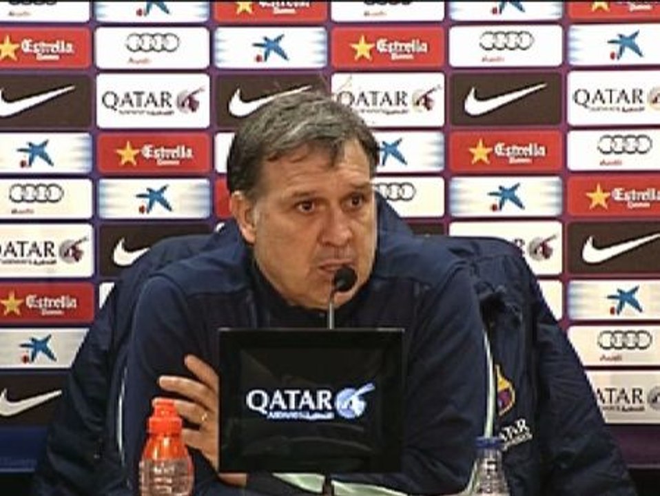 Martino: "Algún día Messi jugará de portero y lo hará bien"