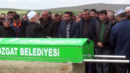 Yozgat'taki muhtarlık seçimi kavgası - Yaşamını yitiren Erdem Türk toprağa verildi