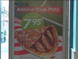 Los aficionados del Athletic disfrutan de pizzas personalizadas