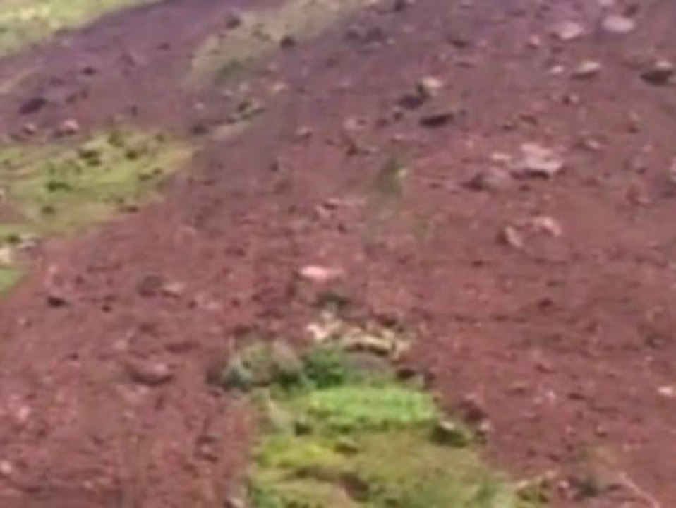 14 muertos sepultados por un alud de lodo en Bolivia