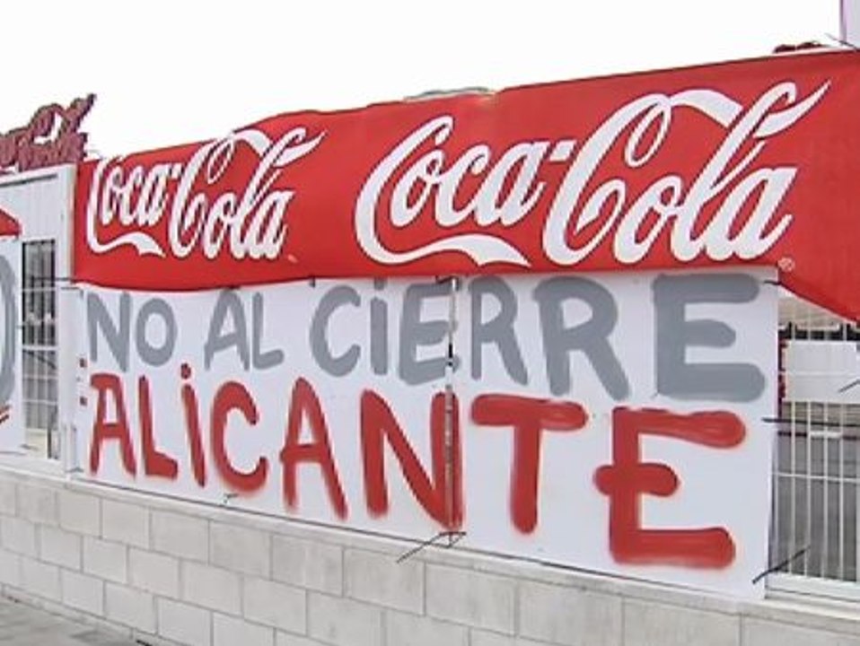 Los trabajadores de Coca-Cola en Alicante inician una huelga indefinida