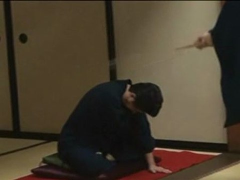 Latigazos al primer ministro japonés