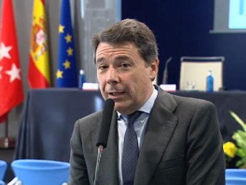 Ignacio González elude cualquier pregunta sobre su ático en Marbella