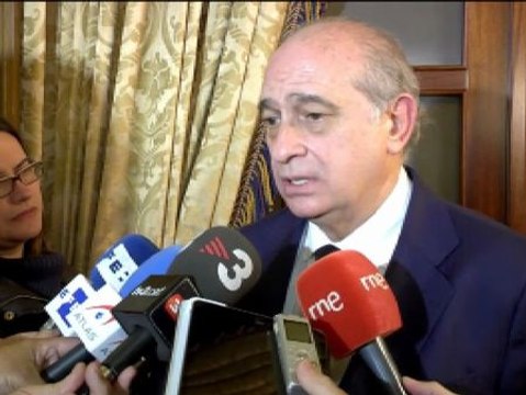 Fernández Díaz: La política penitenciaria del Gobierno no va a cambiar por una o dos manifestaciones