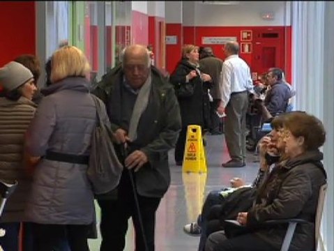 Las salas de espera de toda España se llenan de pacientes con gripe