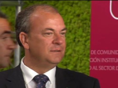 El ministro de Interior pide respeto a los trámites de la reforma de aborto