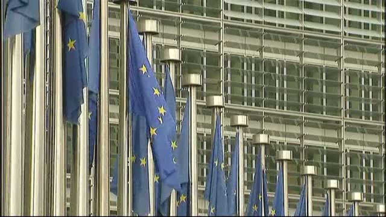 El déficit público baja al 1,5%