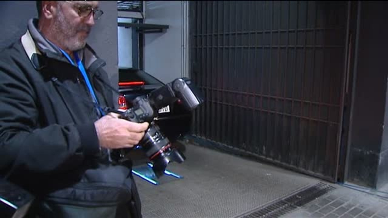 Rajoy espera en la sede del PP de Génova los resultados de las elecciones catalanas