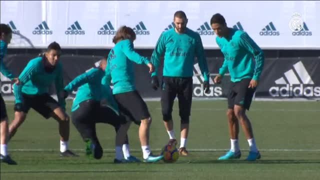 Cristiano Ronaldo se entrena en solitario