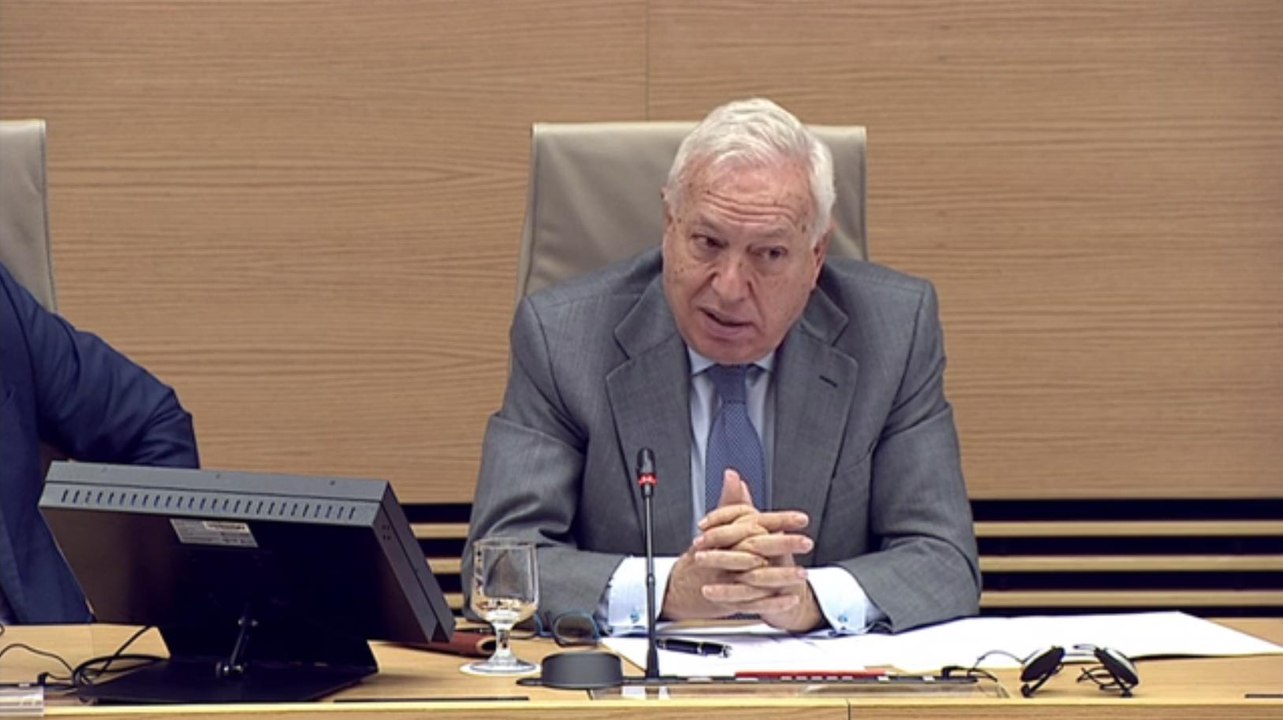 Respuesta de Manuel García Margallo sobre el despliegue de tropas españolas en la frontera rusa