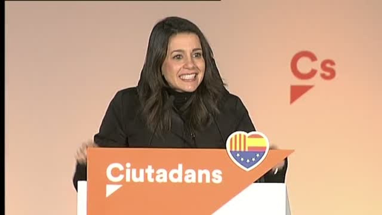 Arrimadas hace un llamamiento a no "quedarse en casa" y anima a ir a "votar"