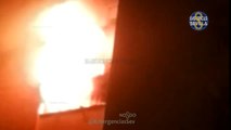 Tres heridos leves por inhalación de humo en un incendio registrado en una vivienda de Sevilla