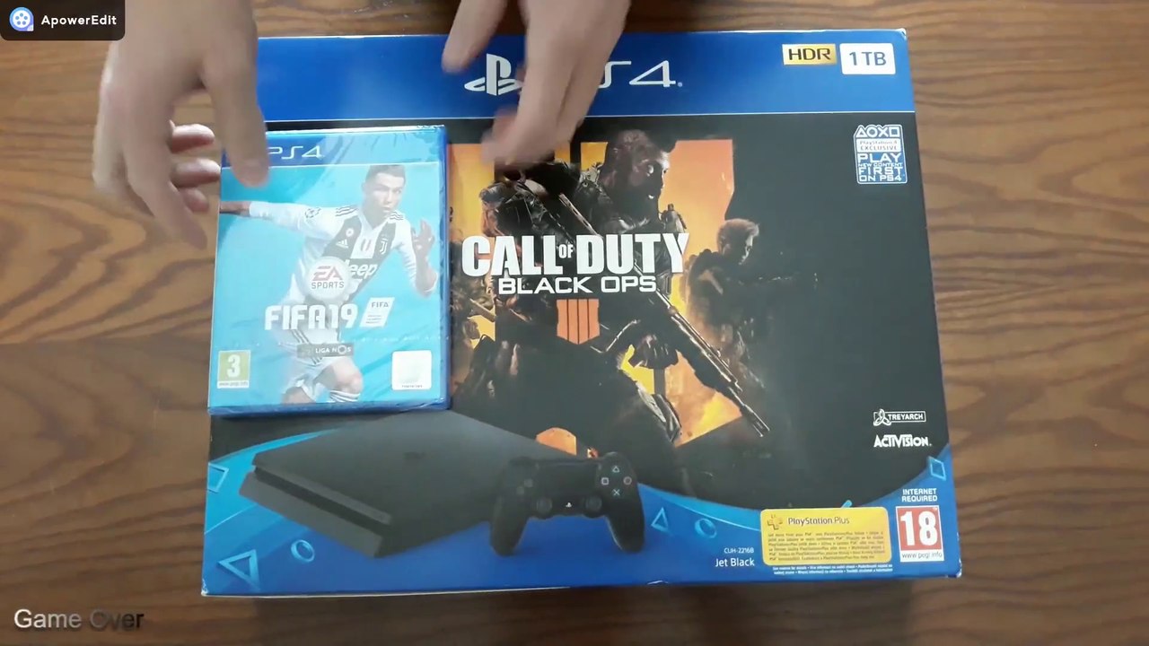 Unboxing PS4