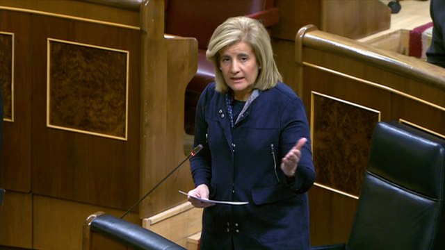 Fátima Bañez, en el Pleno del Congreso, sobre Catalunya y el paro