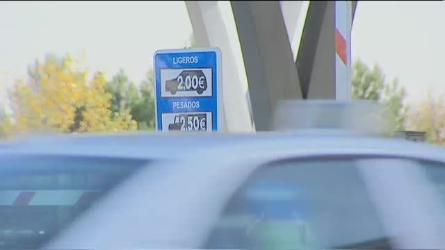 Rebaja del peaje de las autopistas quebradas y rescatadas hace meses por el Gobierno