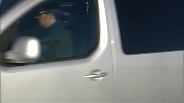 Las exconselleras Meritxell Borràs y Dolors Bassa salen de la prisión de Alcalá Meco