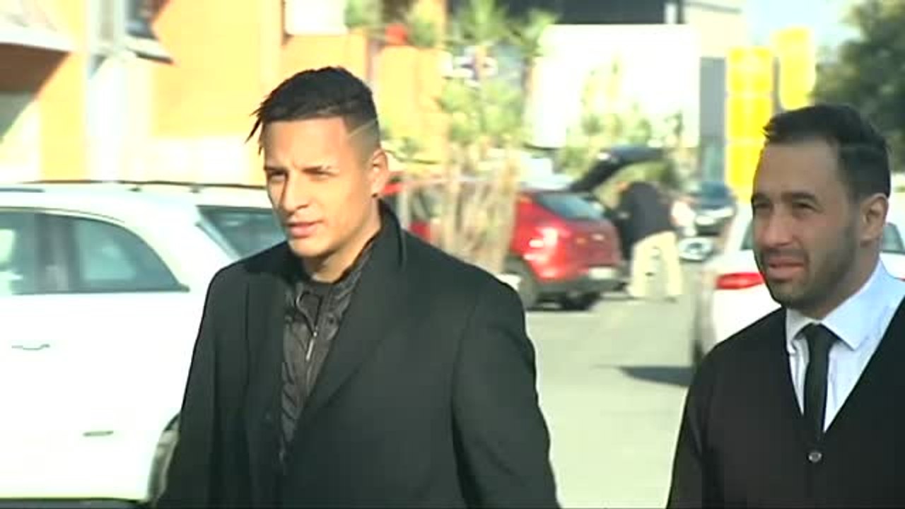 Arana pasa reconocimiento médico antes de ser presentado como nuevo jugador del Sevilla