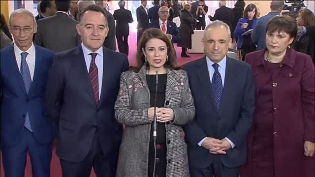 Lastra invita a dejar atrás las rencillas políticas y a estar a la altura en un día como hoy