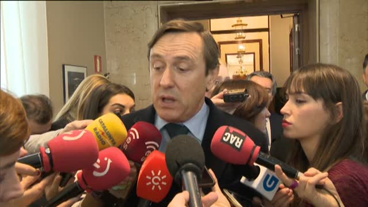 Hernando: "Lamento que tengamos que asistir a unas elecciones catalanas con unas listas plagadas de 'zombis'"