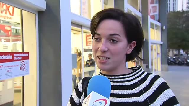 El Gobierno y los sindicatos quieren que todos los trabajadores fichen su jornada laboral