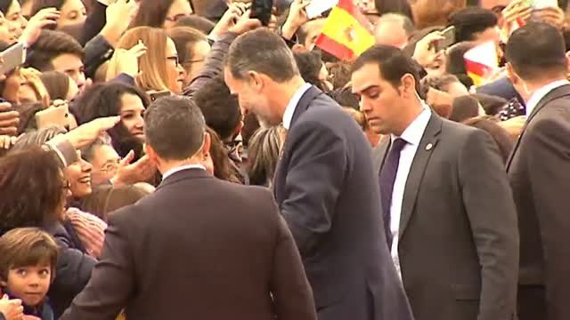 Baño de masas de los Reyes de España en Caravaca de la Cruz