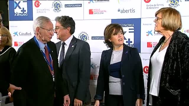 Sáenz de Santamaría pide al Govern que salga del 21D diálogo dentro de la Constitución y de la ley para trabajar por la concordia