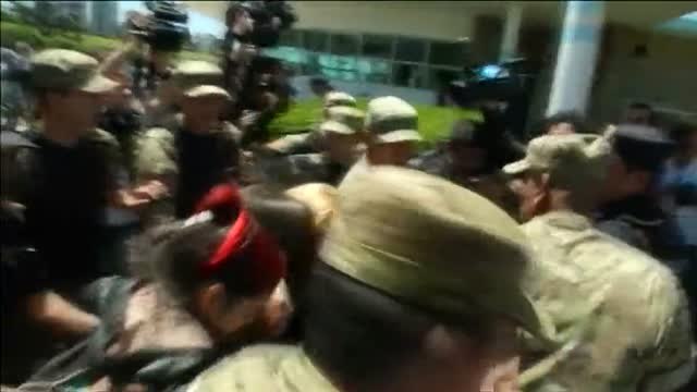 Rabia e indignación entre los familiares de los 44 tripulantes del submarino argentino desaparecido