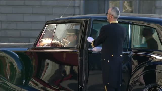 Los reyes reciben al presidente chino y a su esposa con honores militares