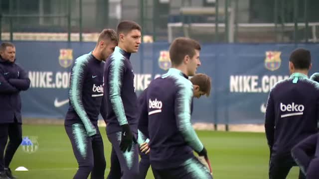 El Barça entrena con la mente puesta en el PSV