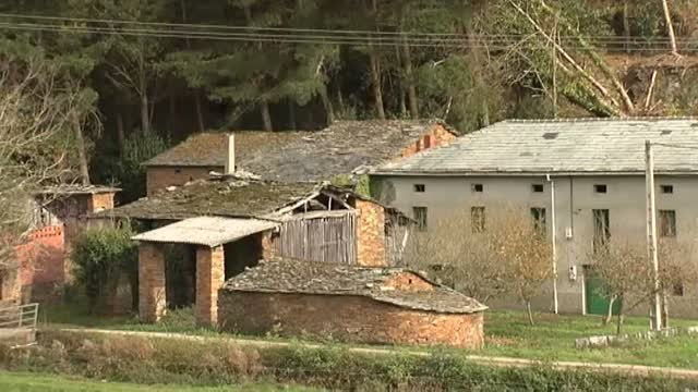 La actriz Gwyneth Paltrow incluye en su lista de regalos de Navidad una aldea de Lugo valorada en 150.000 euros