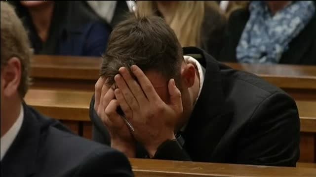 La justicia sudafricana aumenta la condena de Pistorius a 13 años y cinco meses por matar a su mujer