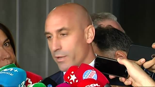 Luis Rubiales le agradece a Sánchez que haya dado un paso para ayudar al fútbol español